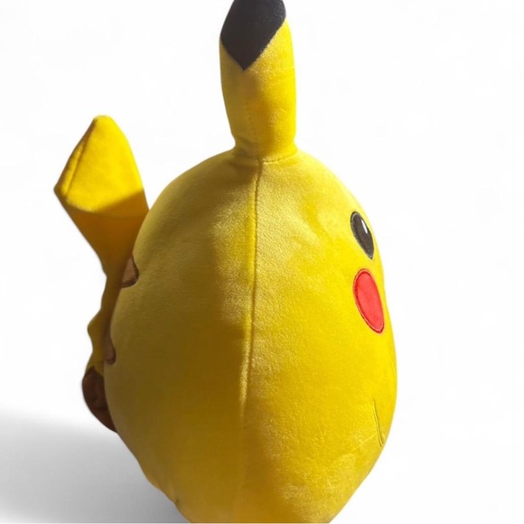 Pikachu Squishmallow - Picture 4 of 5